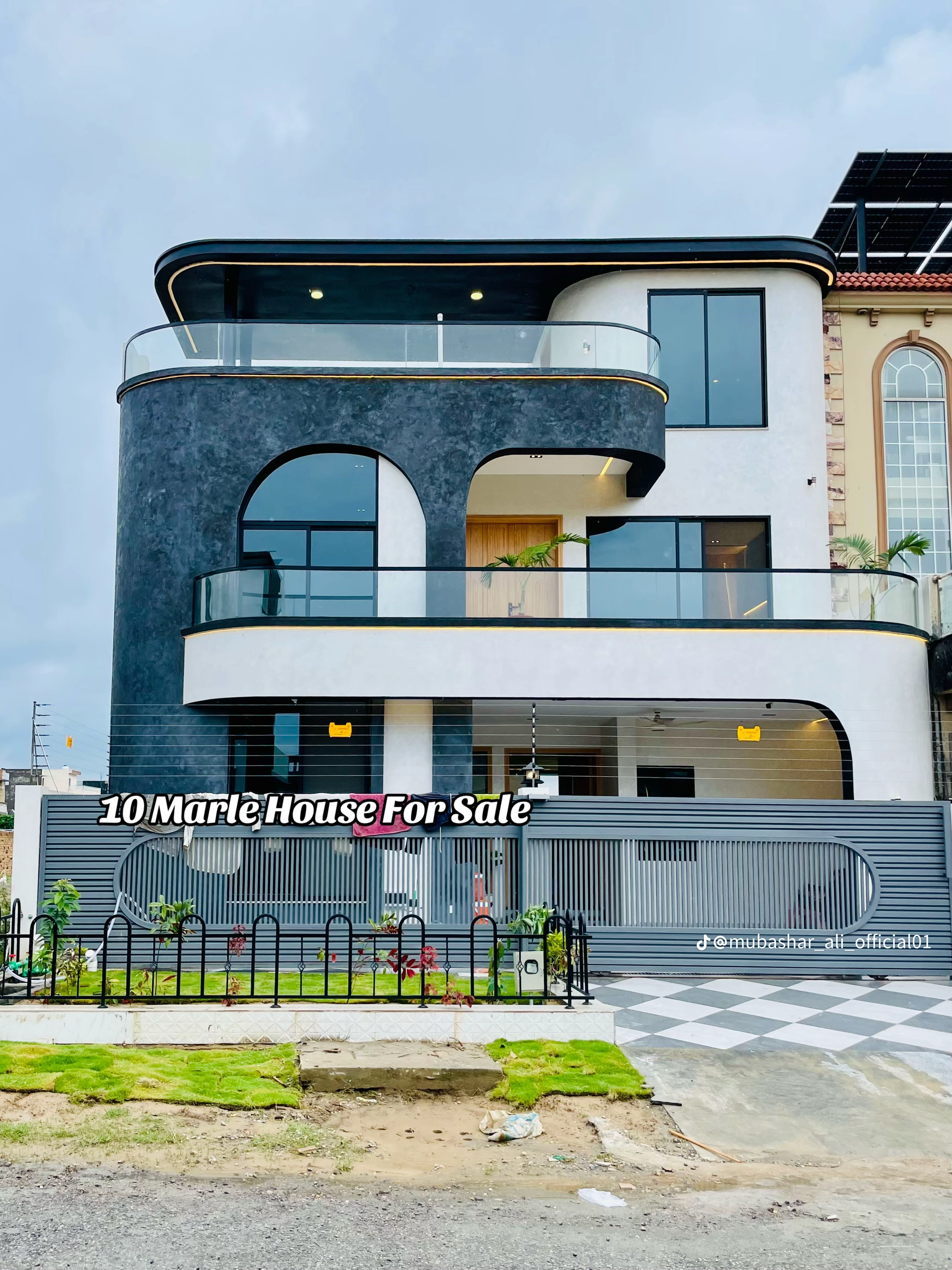 10 Marla Luxury House for Sale – 6 Bedrooms, 5 Bathrooms